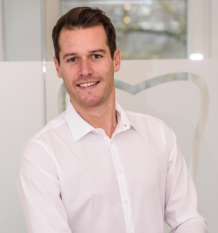 Dr. Matthias Eichler